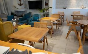 Polis Of Naxos Stylish Suites